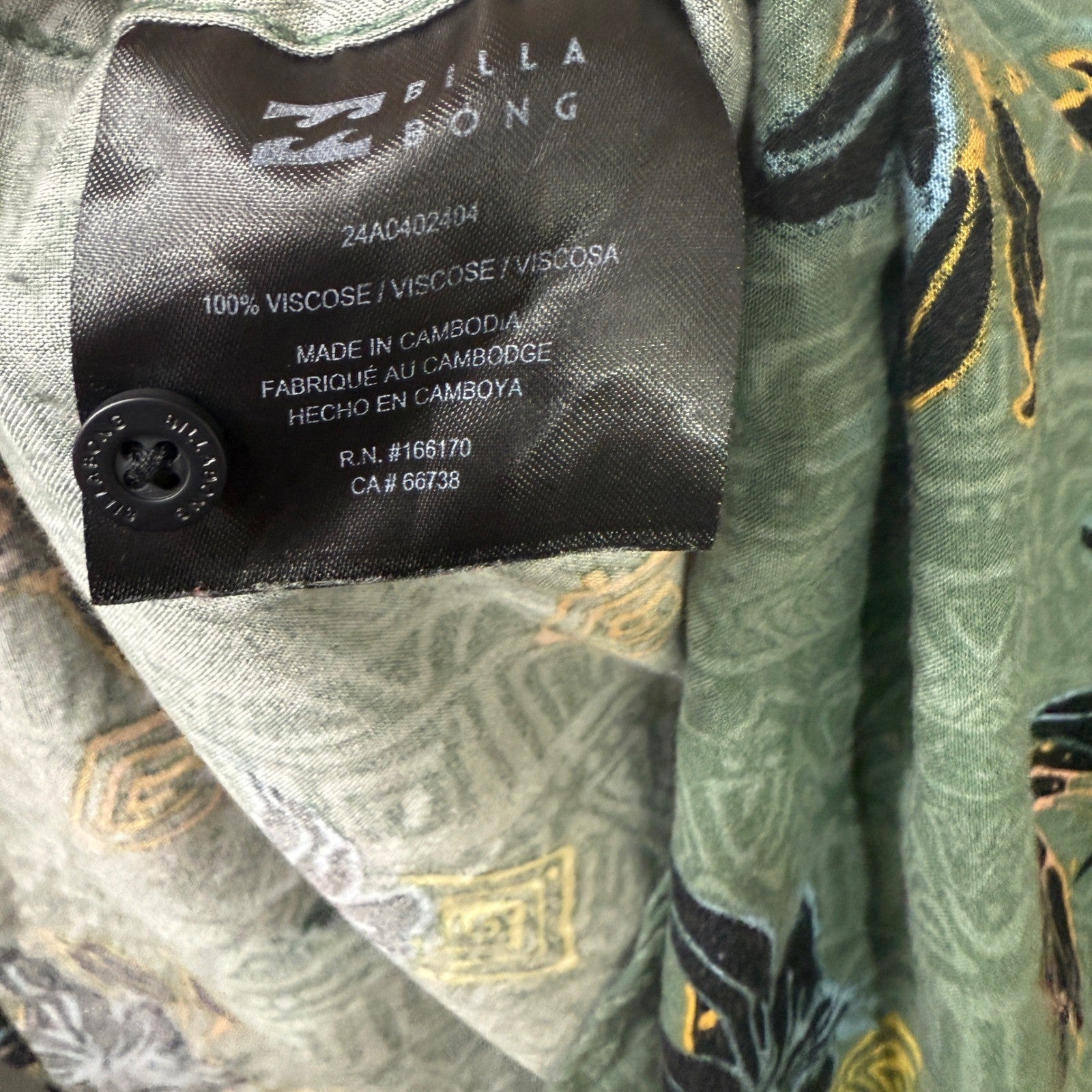 Billabong Men's Short Sleeve Button Up Shirt Green Tropical Floral Size Large