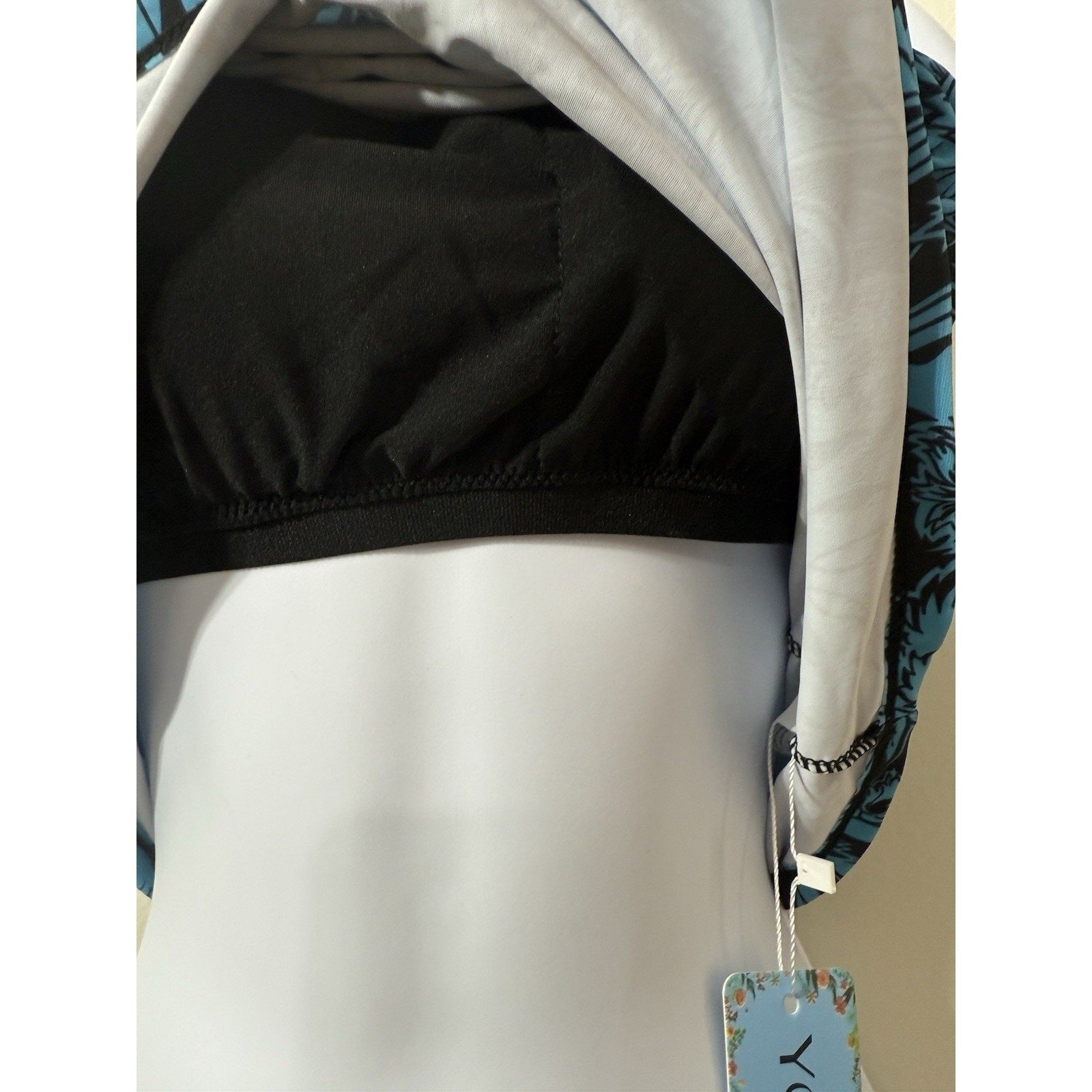 NWT Yonique Womens Blue Black Floral Paisley Tankini Top Strappy Back Small NWT