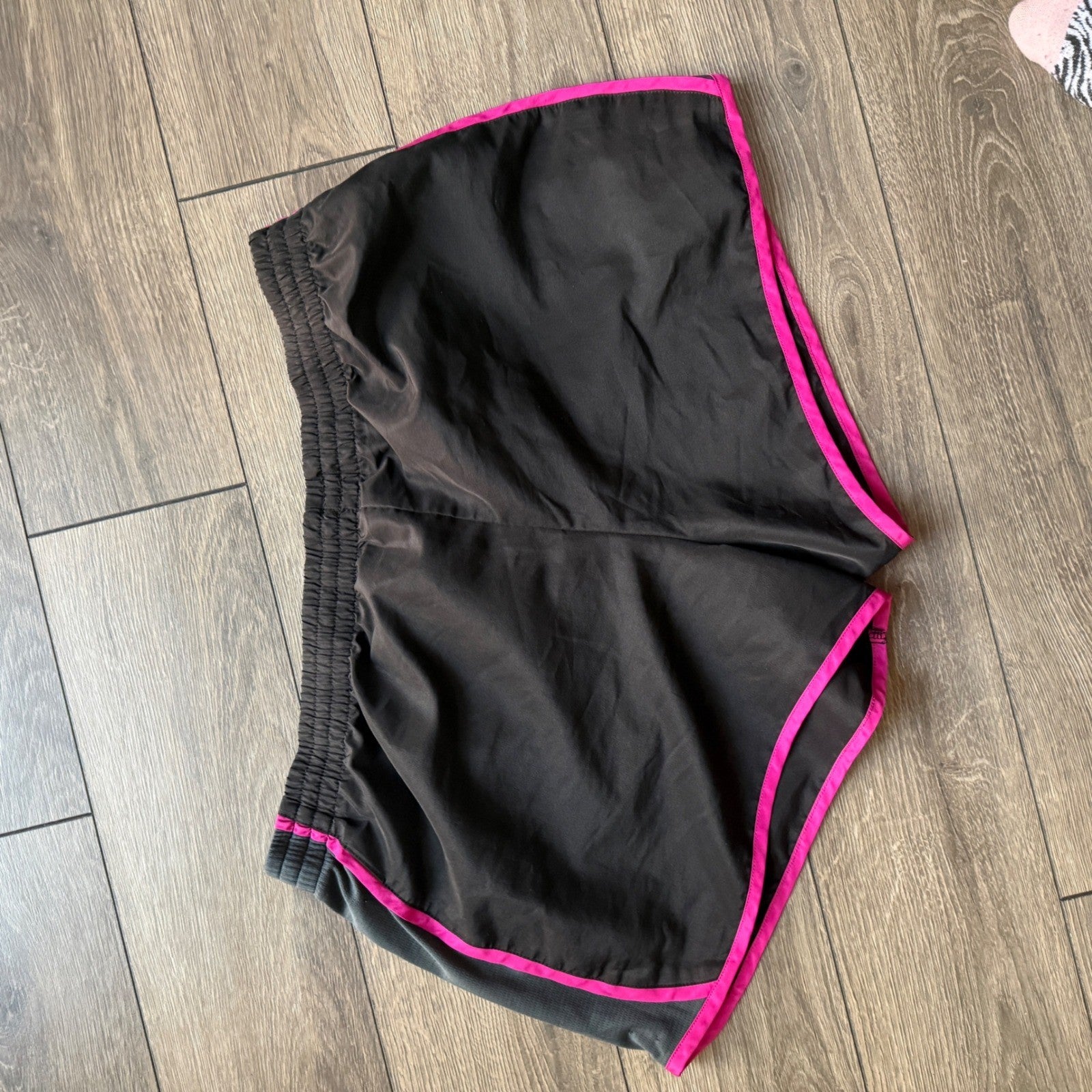 Danskin Now Womens XXL Black Pink Trim Athletic Running Shorts DL33B-200