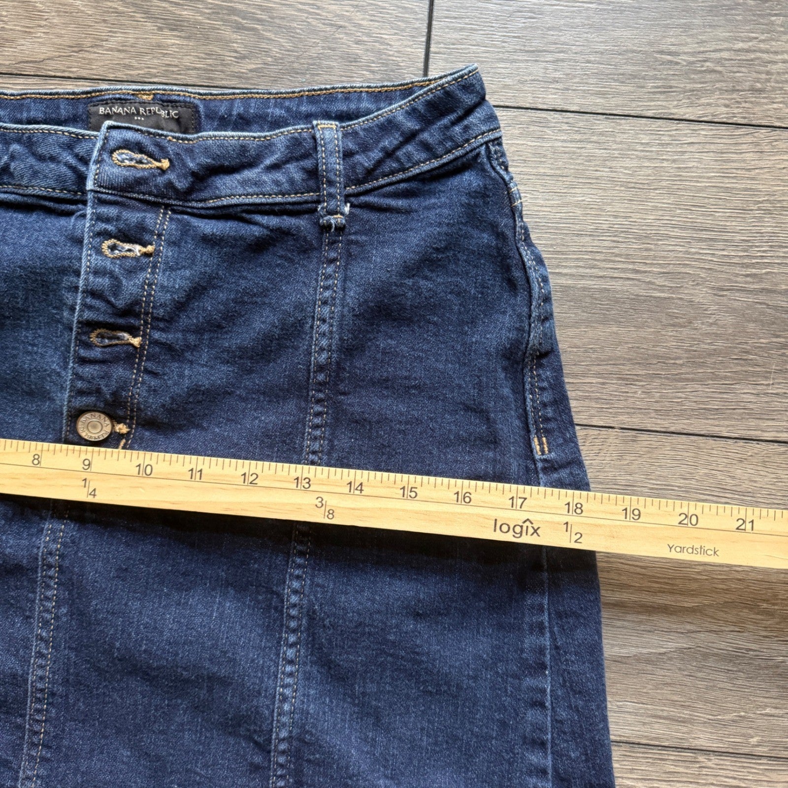 Banana Republic Dark Wash Denim Mini Skirt Button Fly Size 28/6 High Rise Seamed