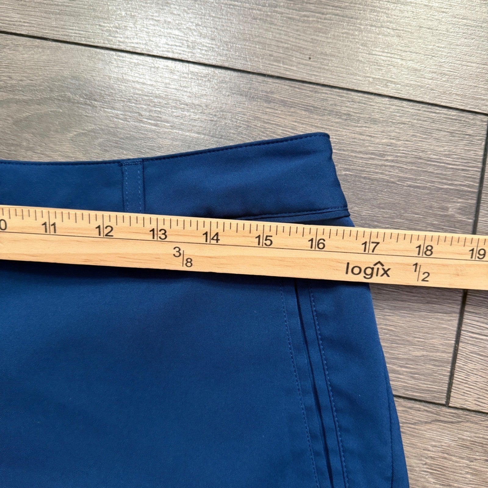 Euc Lady Hagen Women Navy Blue Golf Shorts Size 8 Stretch Performance Activewear