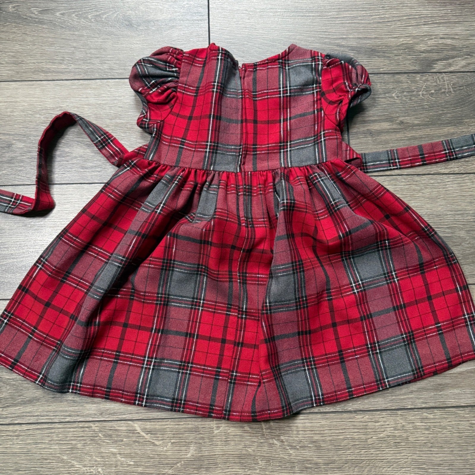 Ashley Ann Girls 3T Red Plaid Holiday Dress Metallic Silver Bow Christmas