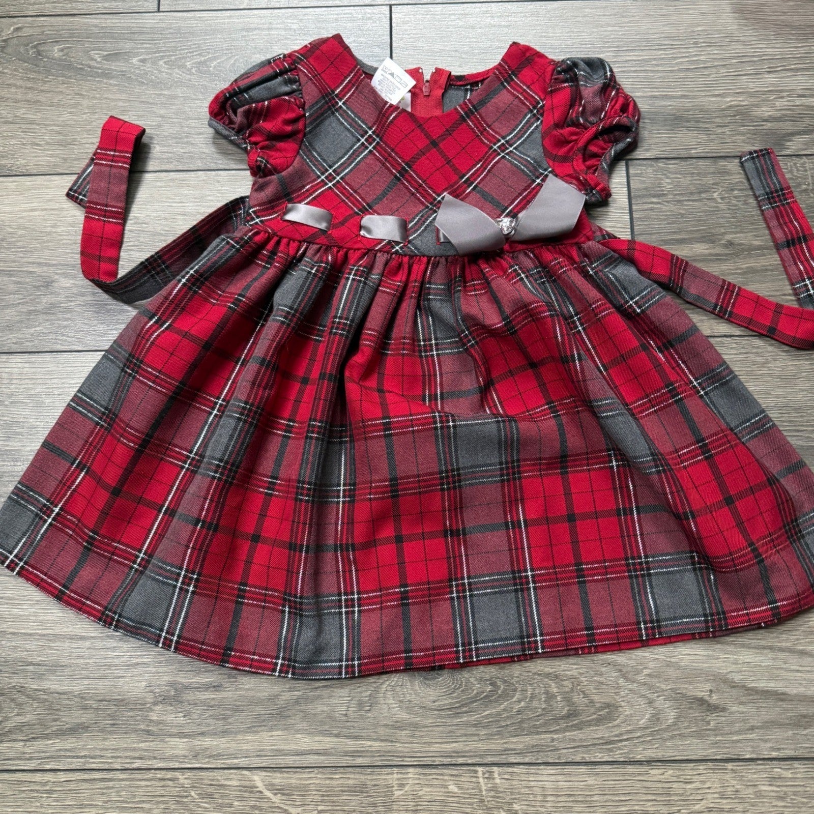 Ashley Ann Girls 3T Red Plaid Holiday Dress Metallic Silver Bow Christmas