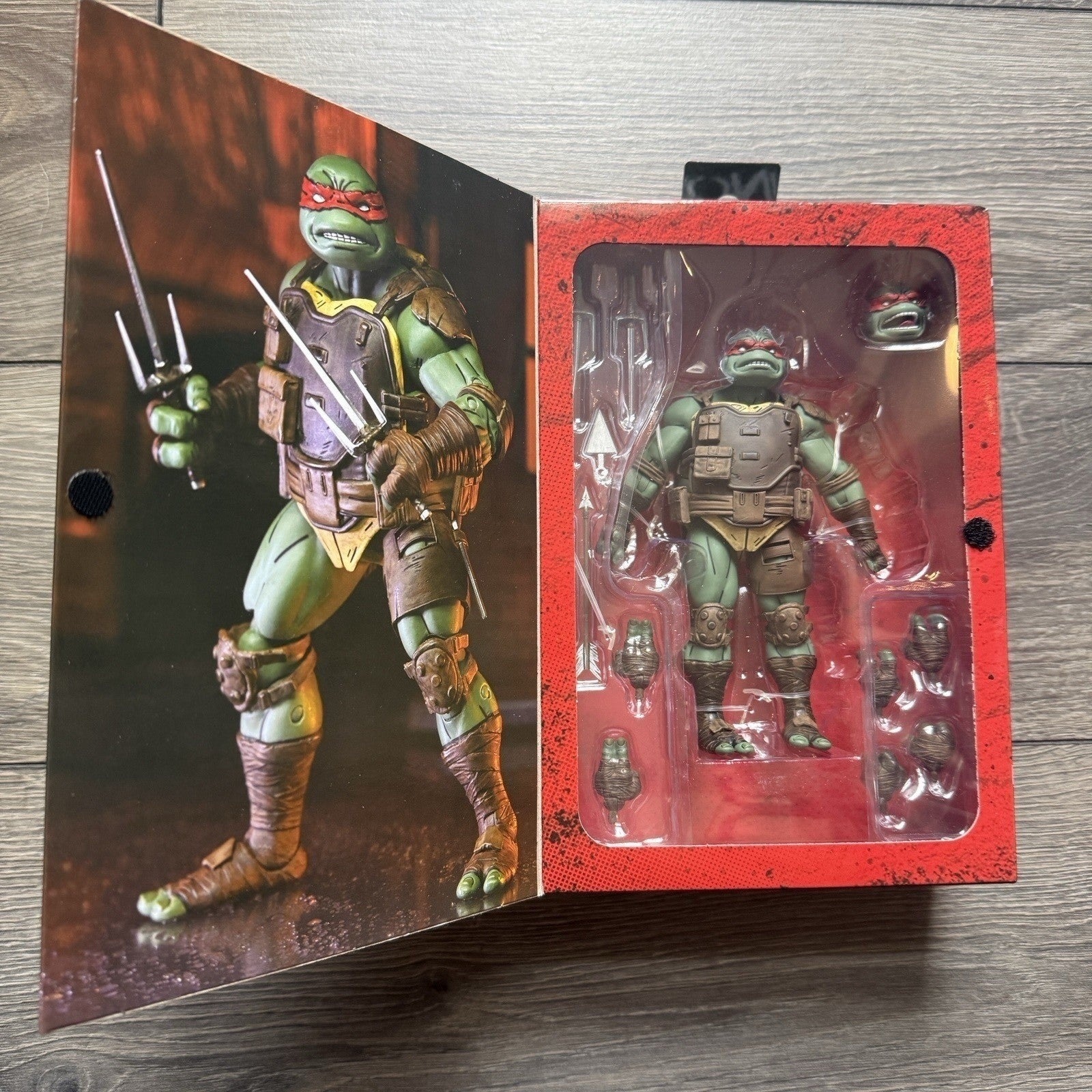 New NECA TMNT The Last Ronin Raphael Action Figure Teenage Mutant Ninja Turtles 7 in